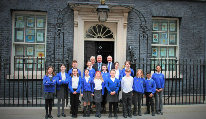 Sholing Junior School visits No. 10 Downing Street